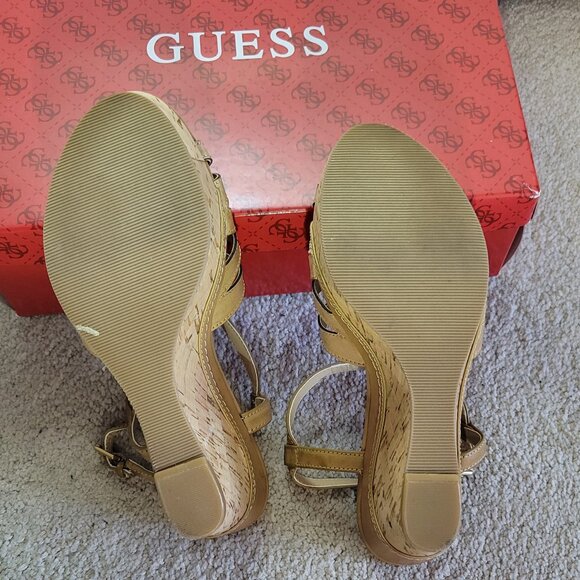 Guess Wedge Platform Sandals - Size 6 - Neutral Tan - Picture 6 of 9